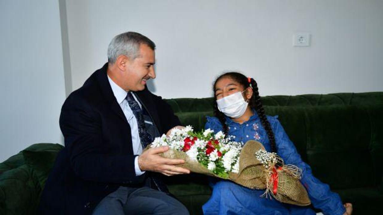 Sevim Levent, &ouml;rnek m&uuml;cadelesiyle takdir topluyor