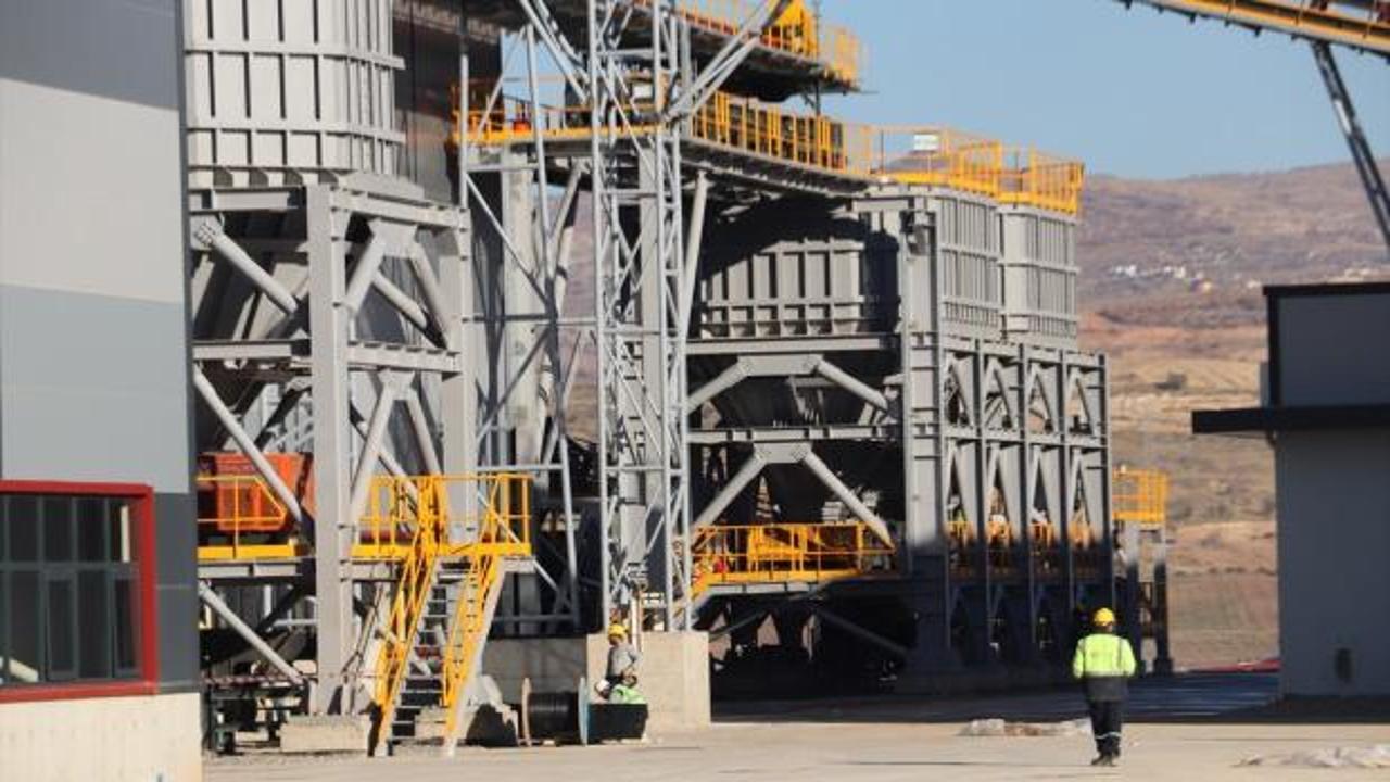Siirt'te 3 bin kişiye istihdam sağlayacak 102 milyon dolarlık &ccedil;inko tesisi a&ccedil;ılıyor