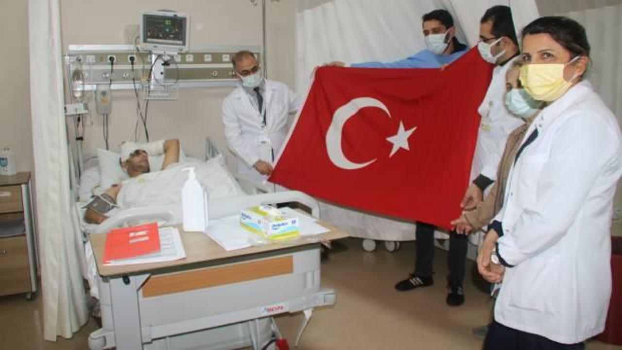 Türk bayrağı hassasiyeti engelli vatandaşı canından ediyordu