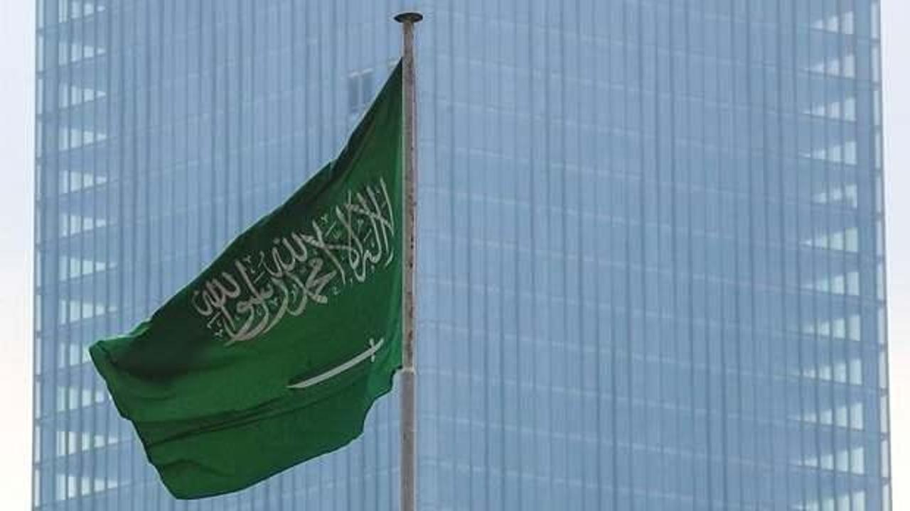 SPA: Riyad'a fırlatılan balistik füze imha edildi