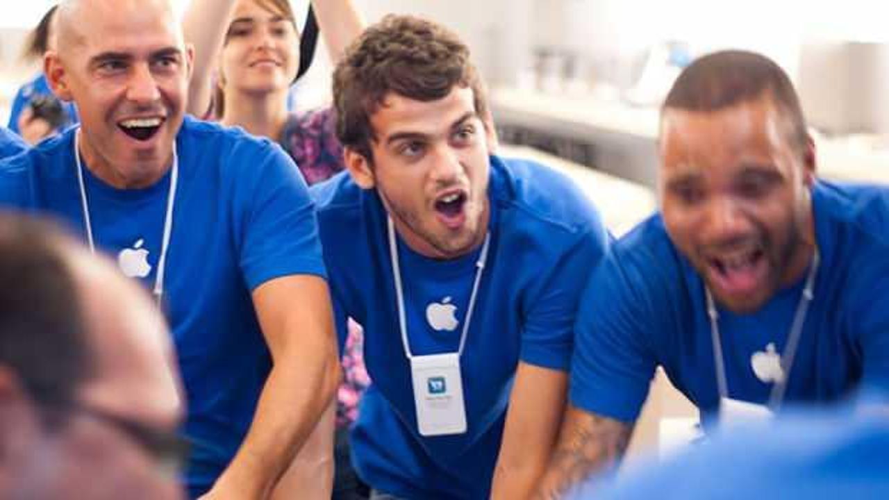 Apple çalışanlarına bin dolar dağıtacak