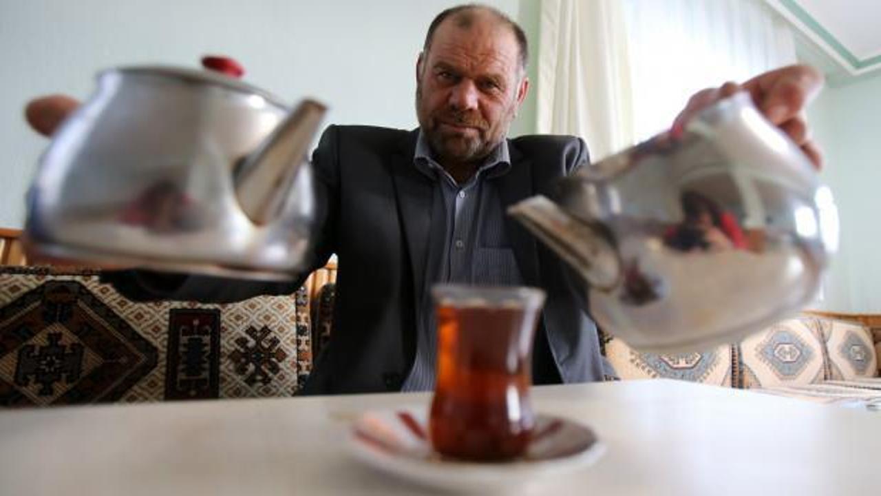 Gümüşhane'de çay denince akla o geliyor: Bir oturuşta 100 bardak çay içiyor