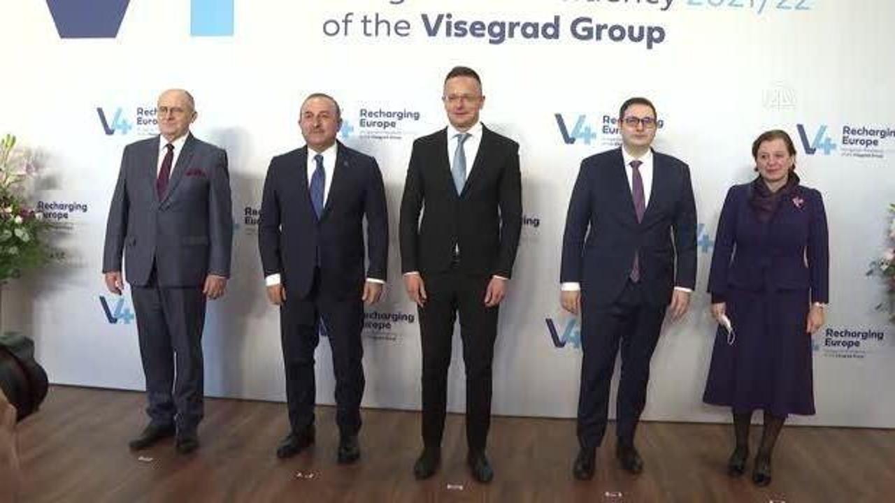 Dışişleri Bakanı Çavuşoğlu: Balkanlardaki gelişmeler endişe verici