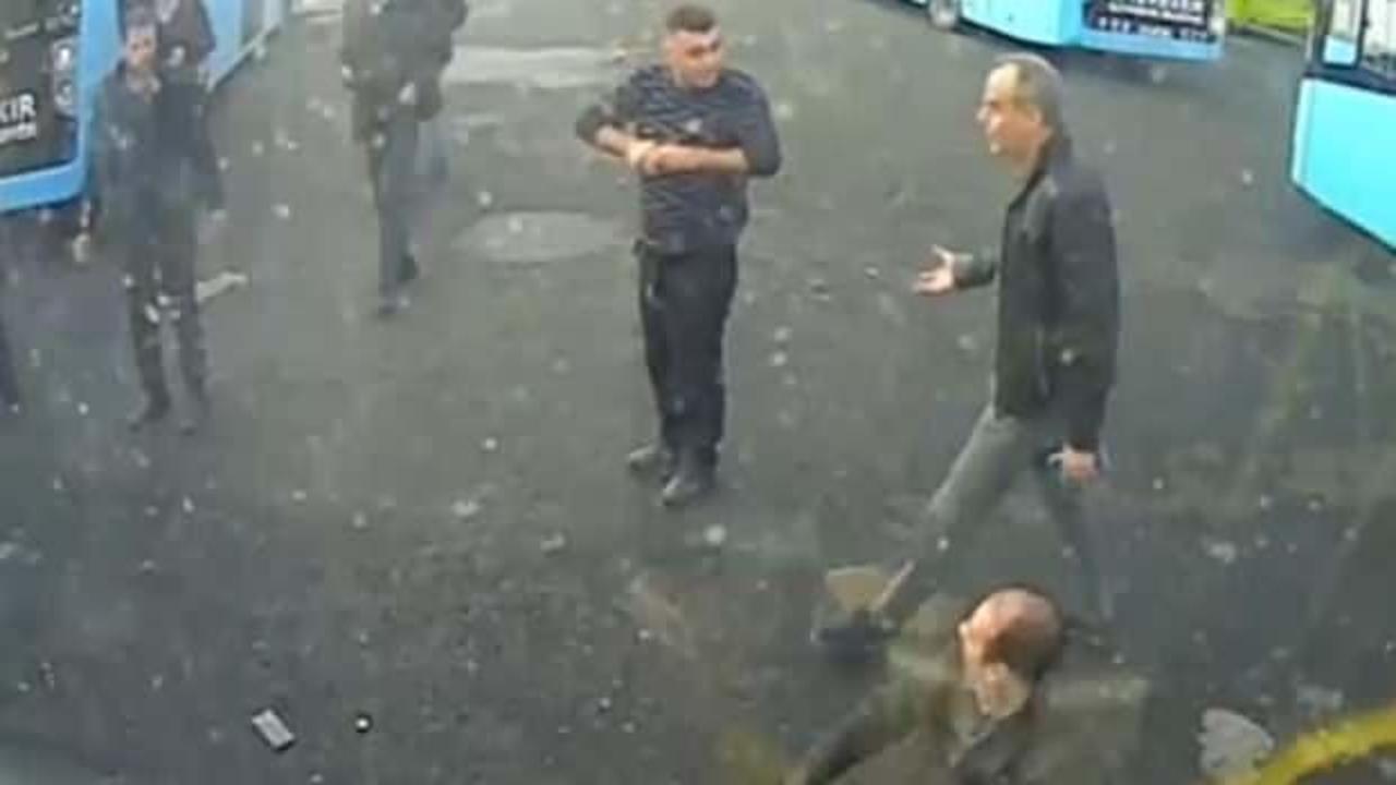 Diyarbakır'da halk otob&uuml;s&uuml; şof&ouml;r&uuml;n&uuml; bı&ccedil;aklayan zanlı tutuklandı