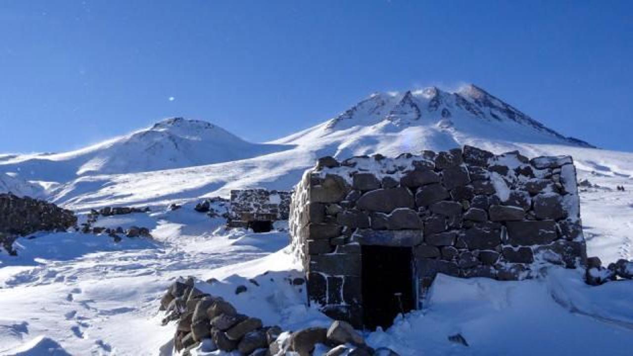 Hasan Dağı'ndaki volkanik &ouml;zellikleri 3 yıl izlenecek