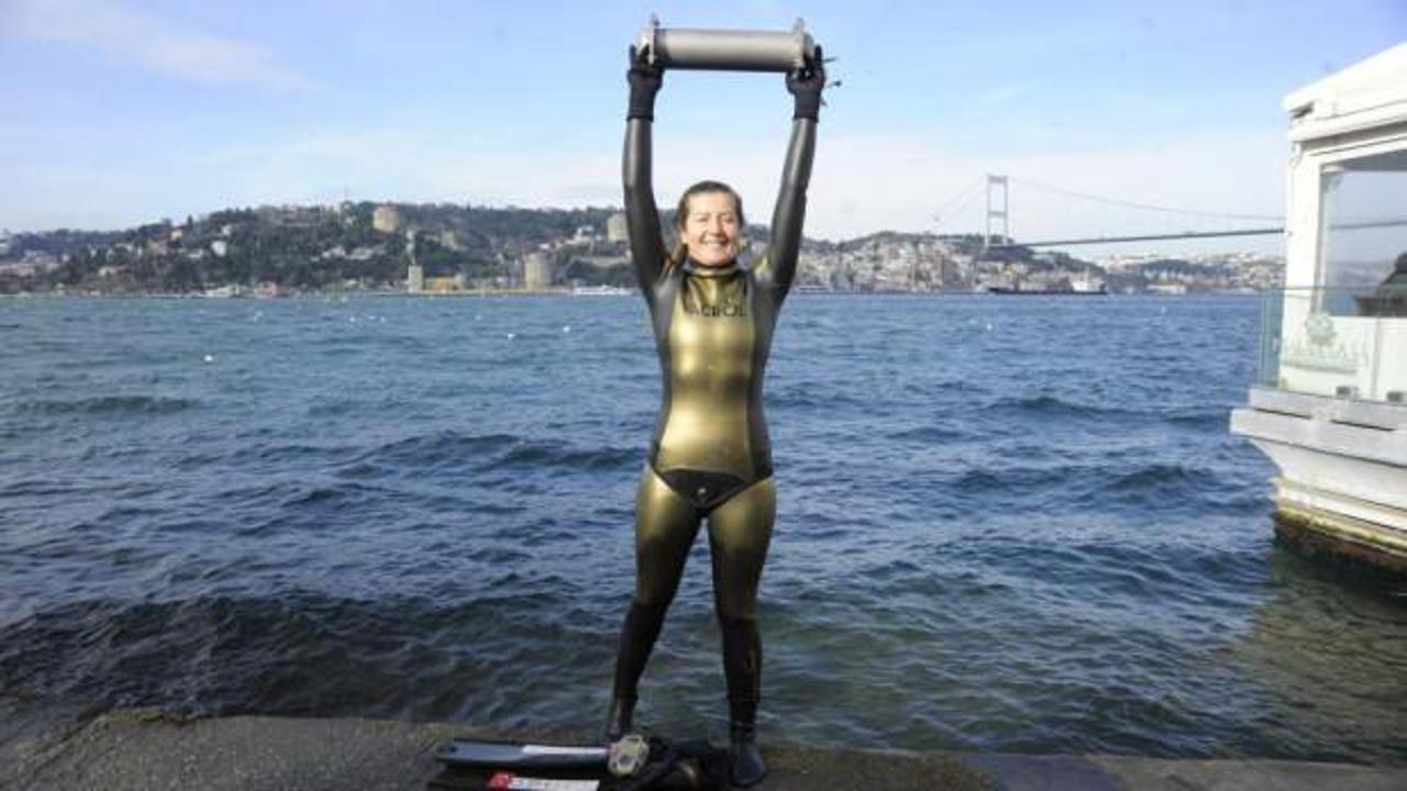 İstanbul Boğazı’nda serbest dalış rekoru kırıldı