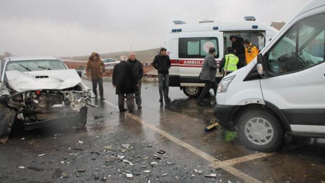 Midyat’ta trafik kazası : 9 yaralı 