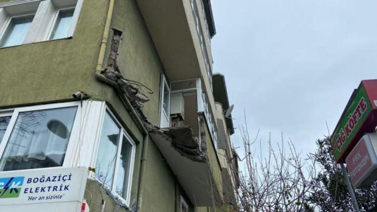 Avcılar'da bir binanın balkonu çöktü