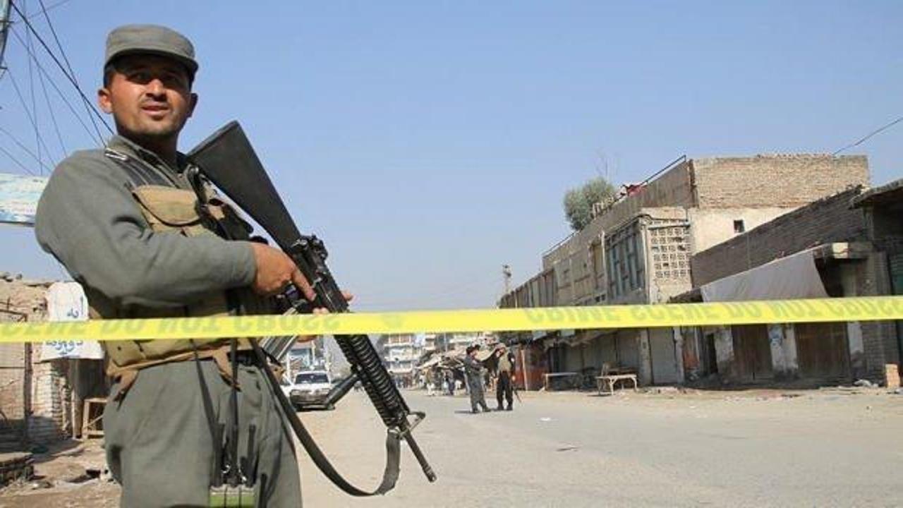 Afganistan'da bombalı saldırıda 5 kişi öldü