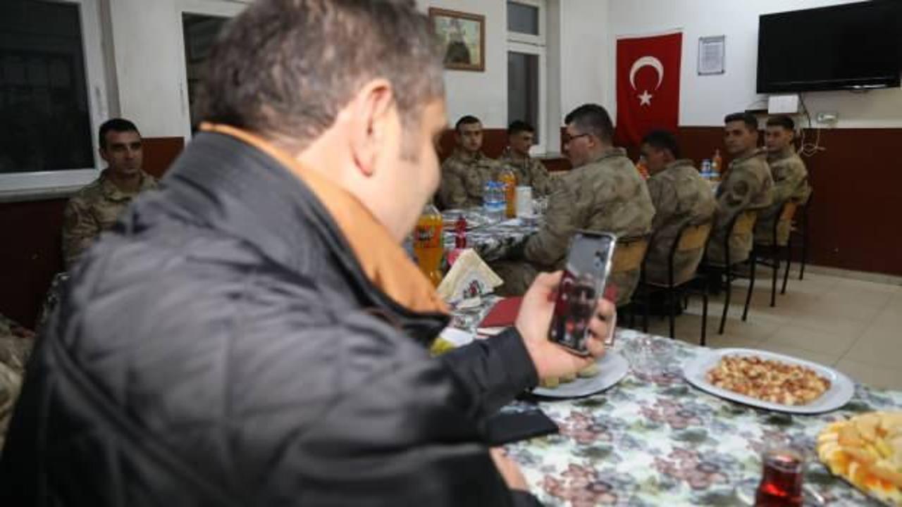 Bakan Soylu'dan, Sivas'taki askerlere sürpriz kutlama 
