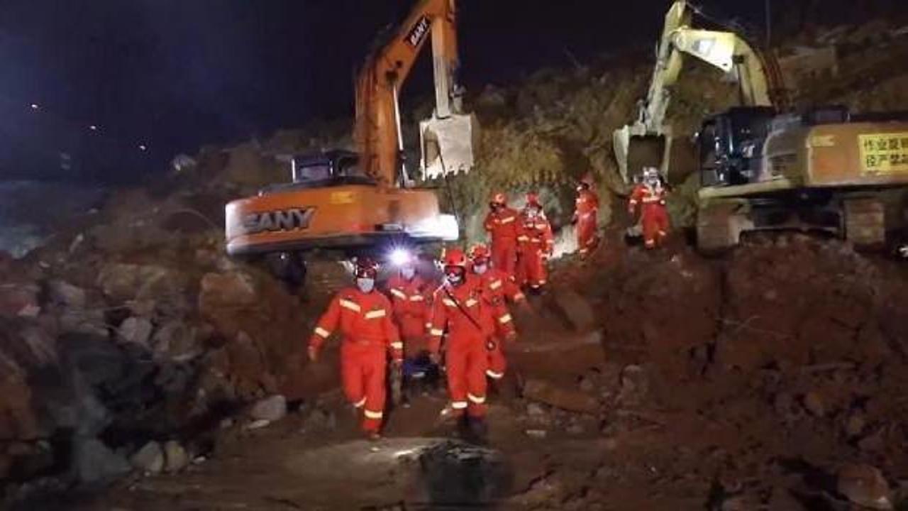 Çin’de toprak kayması: 14 kişi öldü