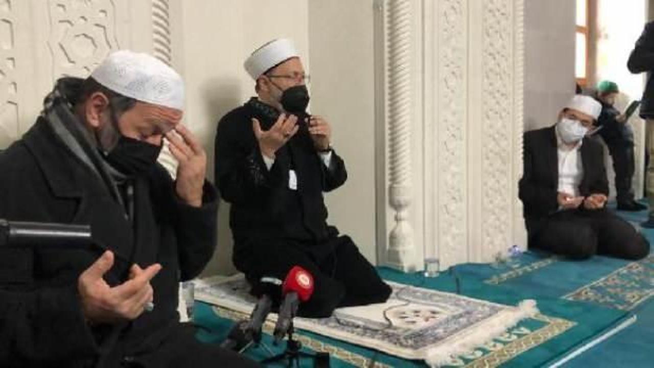 Diyanet İşleri Başkanı Ali Erbaş, Kars'ta sabah namazında hatim duası