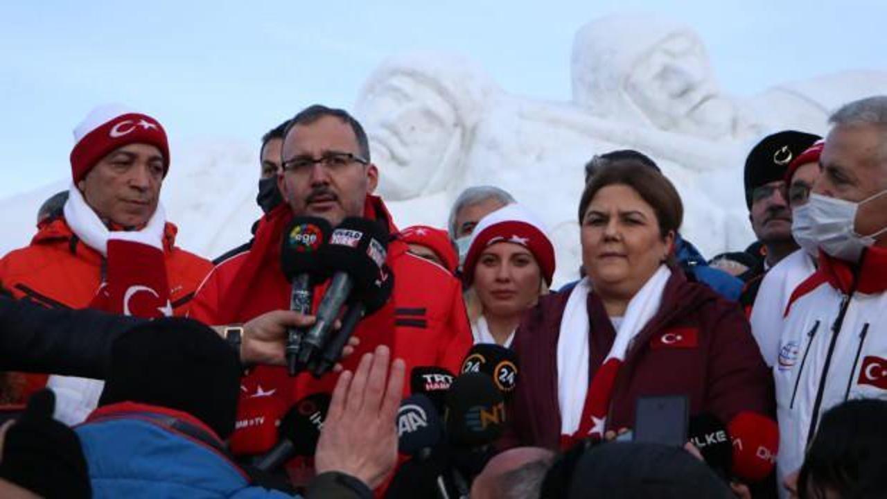 Sarıkamış şehitleri anısına kardan heykeller törenle açıldı