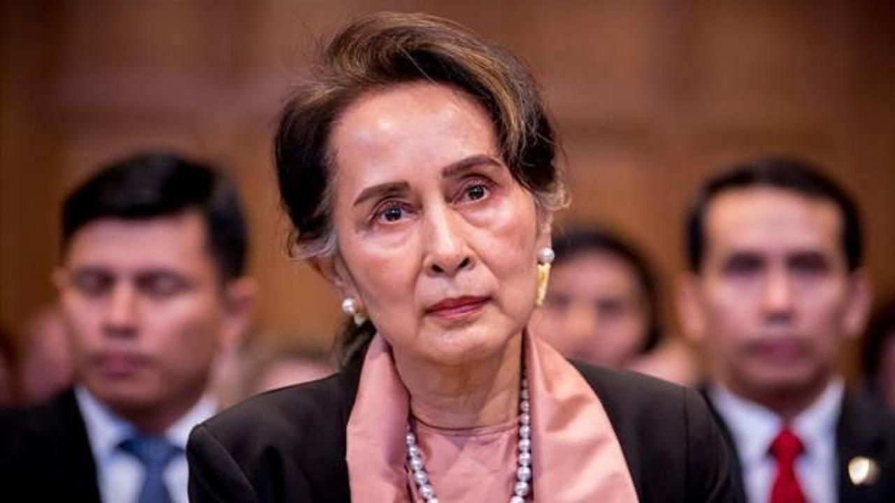 Myanmar'da askeri darbe: Aung San Suu Çii'ye 4 yıl hapis cezası