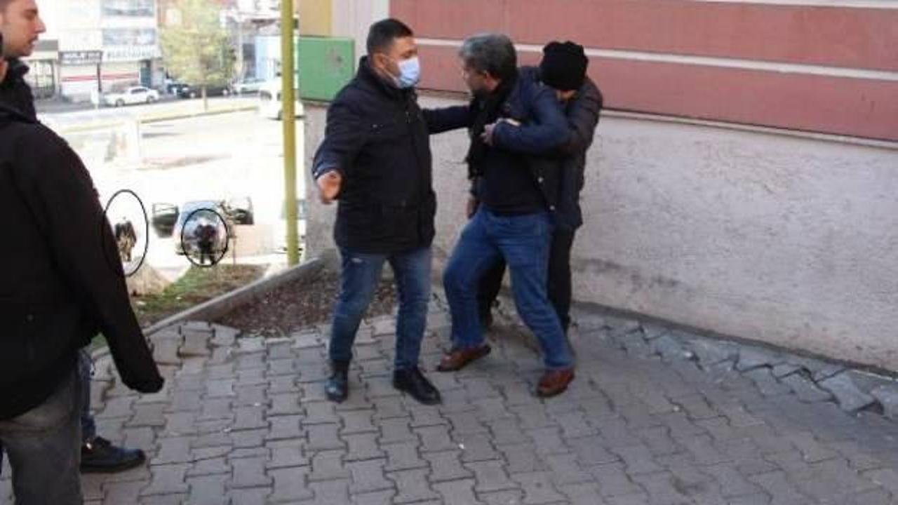Evlat nöbetindeki ailelerle HDP çalışanları arasında gerginlik