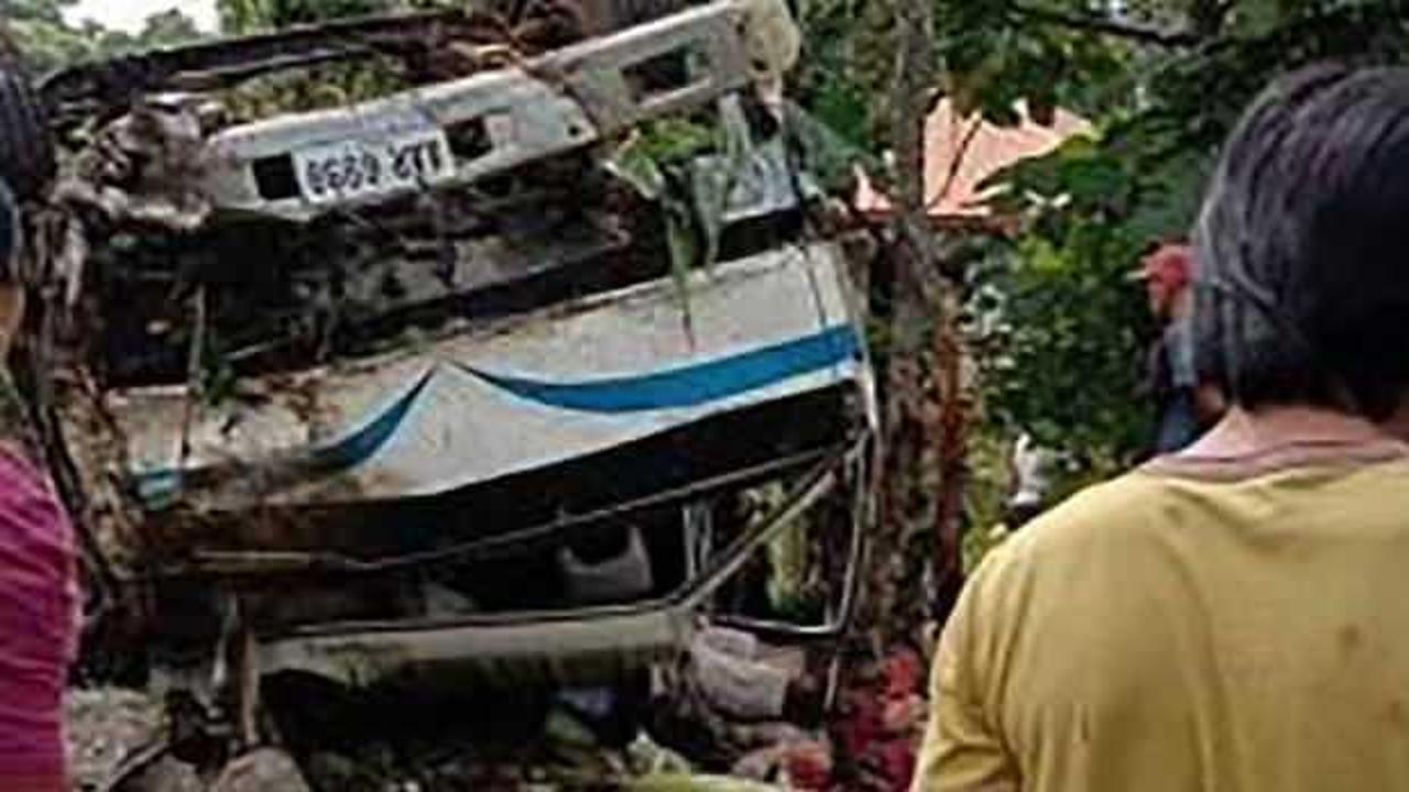 Filipinler'de kamyon kazası: En az 12 ölü