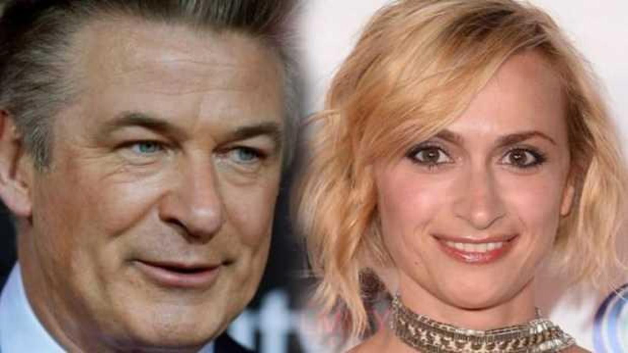 Film setinde katil olan Alec Baldwin, telefonunu teslim etti