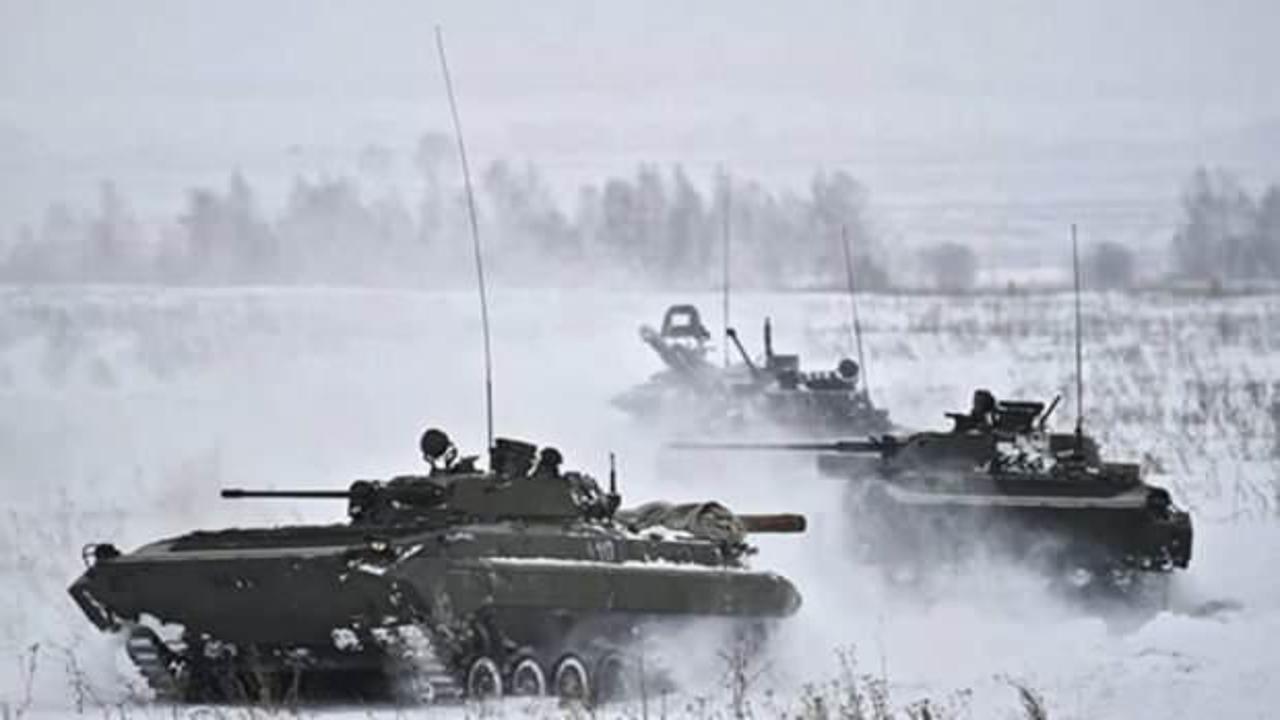 Rusya'dan Ukrayna sınırında gövde gösterisi: 10 binden fazla askerle tatbikat