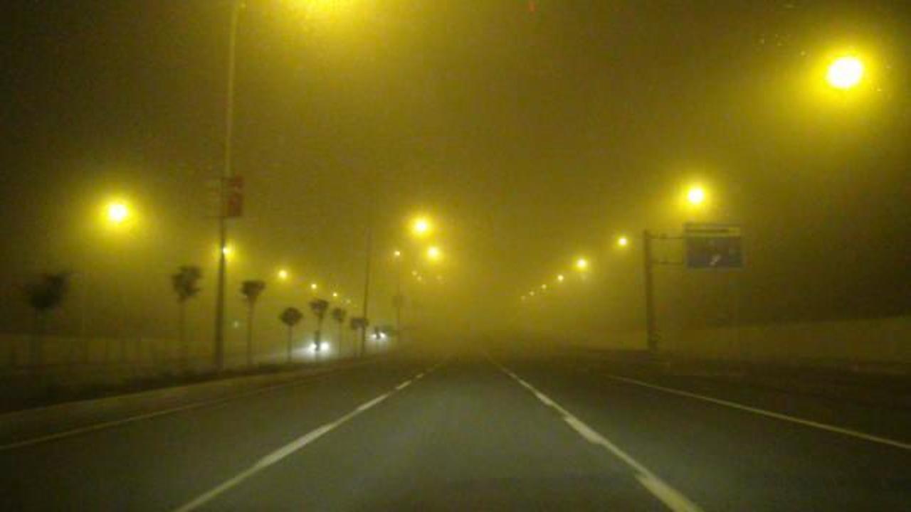Şanlıurfa&rsquo;da gece yarısı yoğun sis etkili oldu  