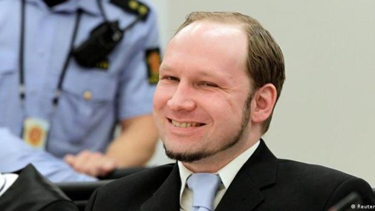 77 kişinin katili Breivik tahliyesini istedi, psikiyatr karşı çıktı 