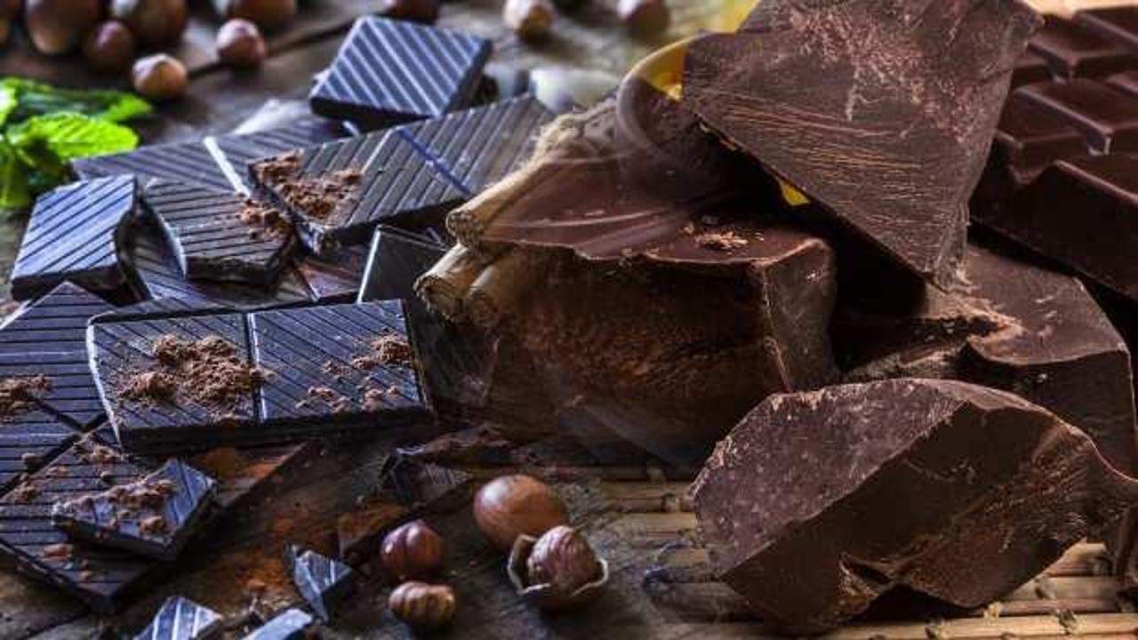 Bitter çikolatanın faydaları nelerdir? Bitter çikolatanın bağırsaklara faydaları...