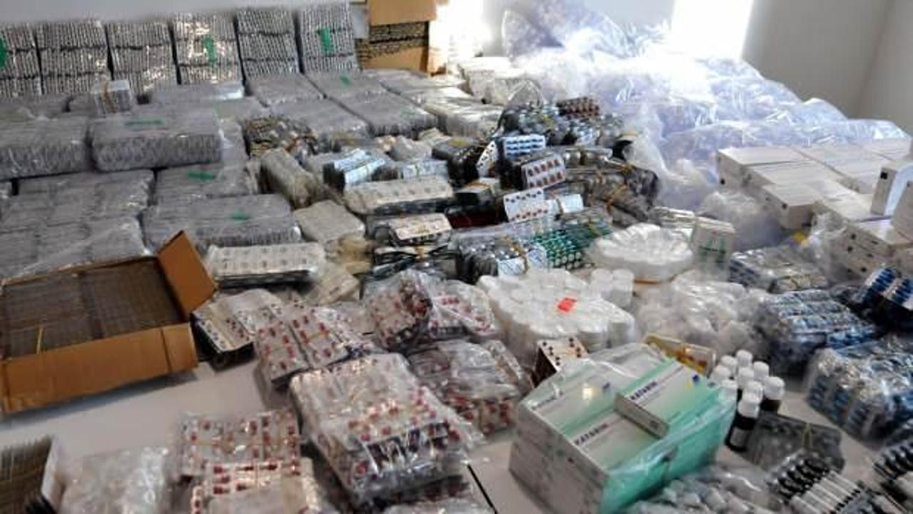 İstanbul Havalimanı'nda ila&ccedil; ka&ccedil;ak&ccedil;ılarına operasyon