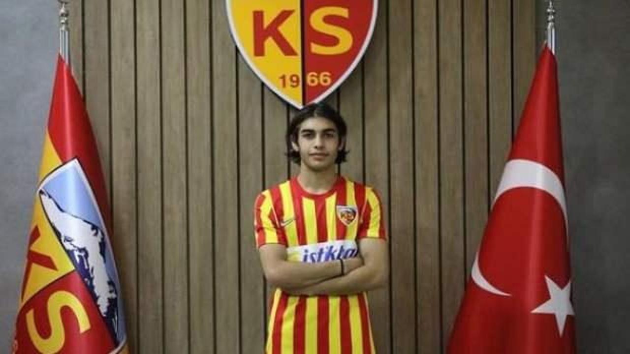 Kayserispor, Hayrullah Erkip'le profesyonel sözleşme imzaladı!