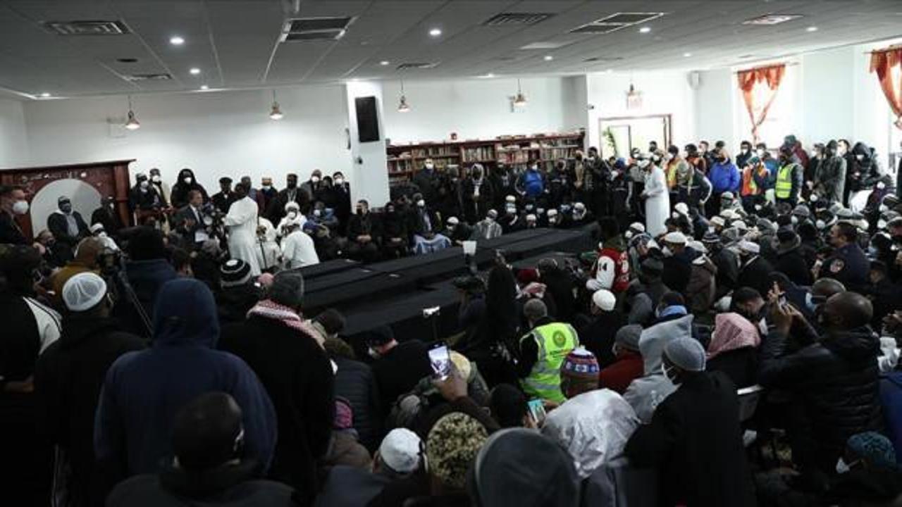 New York'taki yangında ölen 15 Müslüman için cenaze namazı 