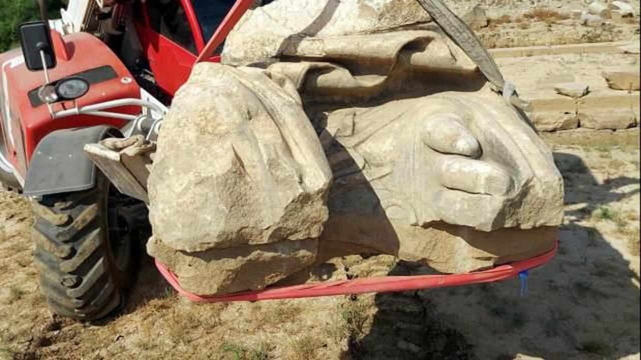 Dünyanın en eski kehanet merkezi Klaros'tan kült heykellere ait 35 parça çıkarıldı