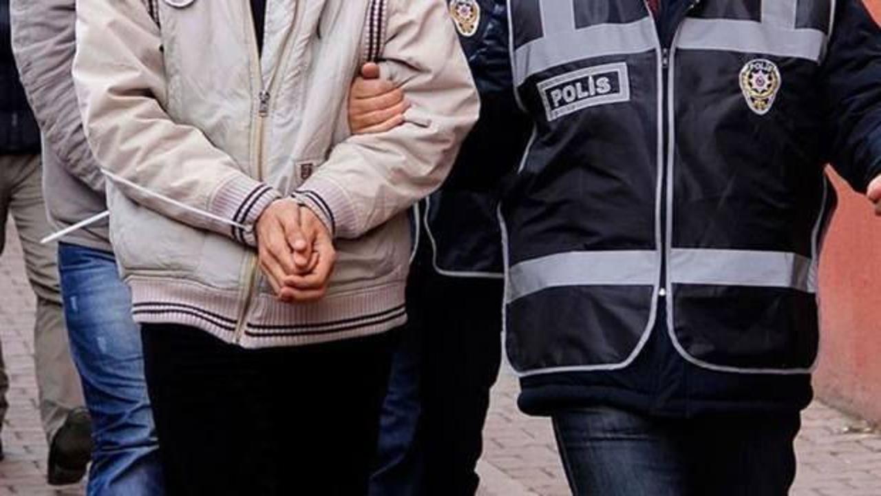 Adana'da FET&Ouml;'c&uuml; 2 eski &ouml;ğretmene hapis cezası
