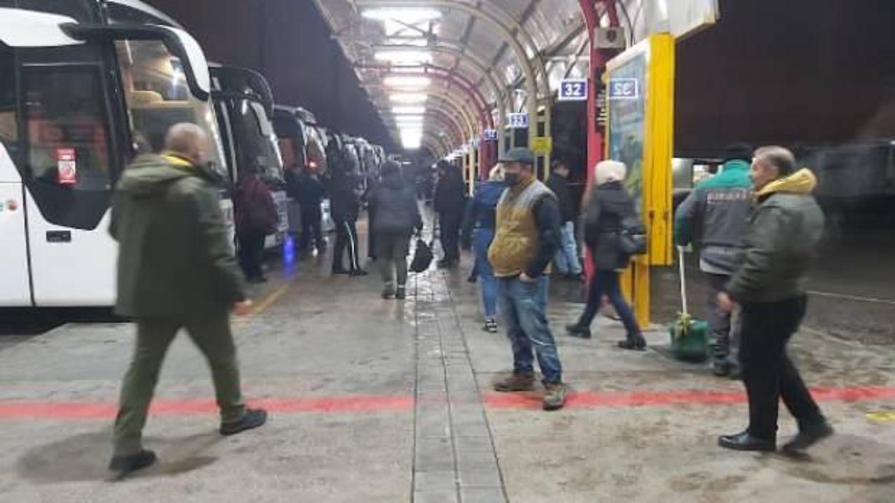 Bursa Şehirlerarası Otobüs Terminali İstanbul yolcuları ile doldu