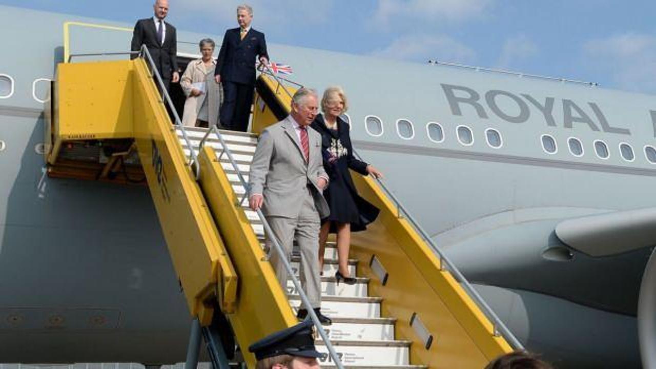 İngiltere Kraliyet Ailesi, özel uçuşlara 13,5 milyon sterlin harcadı