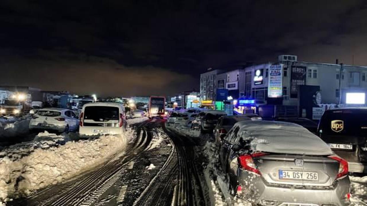 İstanbul'da s&uuml;r&uuml;c&uuml;lerin Hadımk&ouml;y'deki mağduriyeti s&uuml;r&uuml;yor