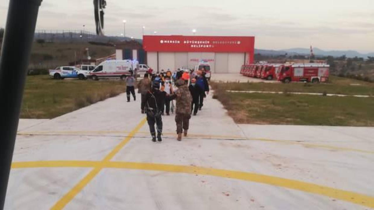 Karda mahsur kalan 3 kişi helikopterle tahliye edildi