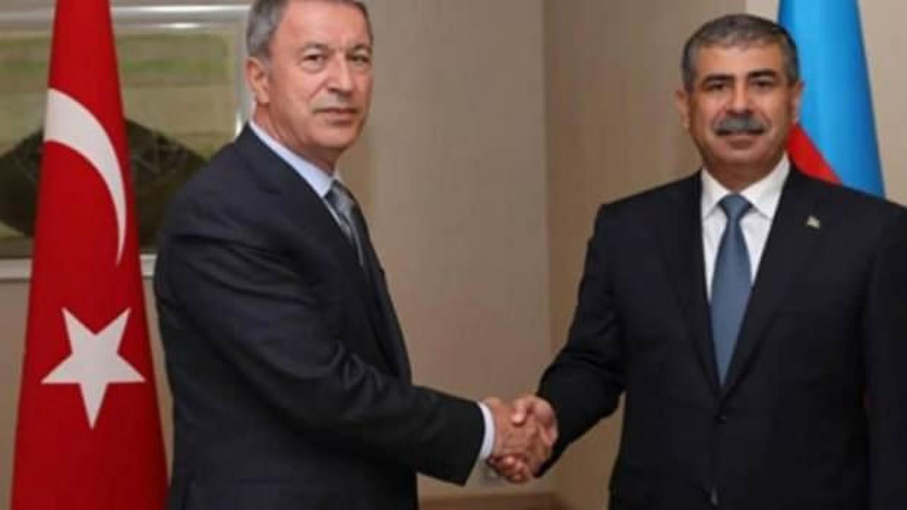 Bakan Akar, Azerbaycan Savunma Bakanı Hasanov'u kabul etti
