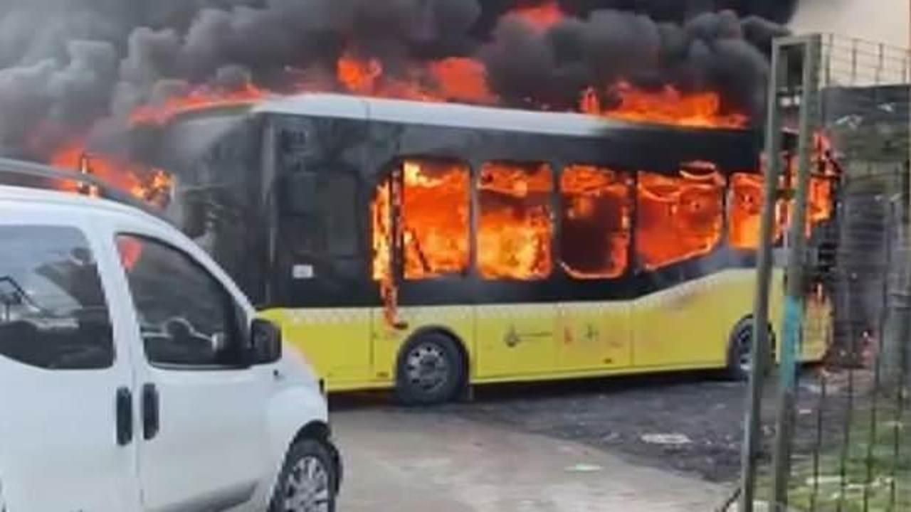 Esenyurt'ta İETT otobüsü alev alev yandı