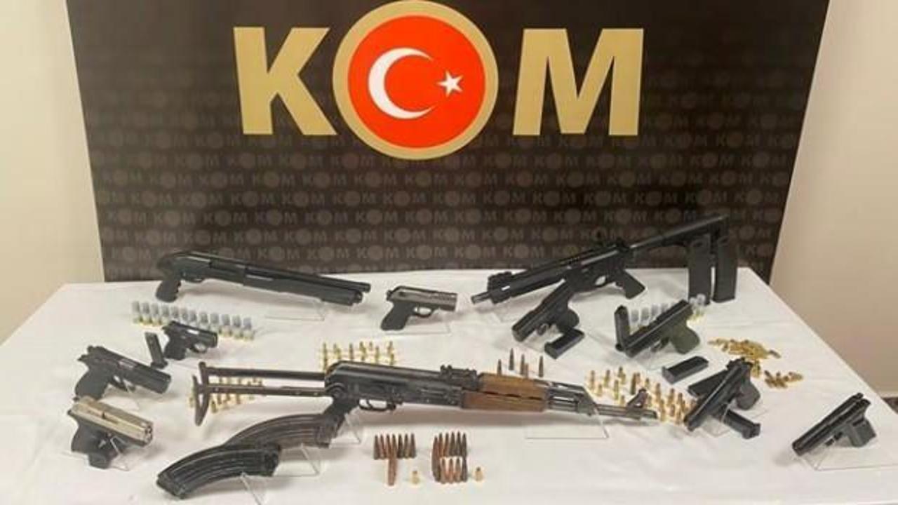 İzmir'de 'S.Y.' suç örgütüne operasyon: 7 gözaltı