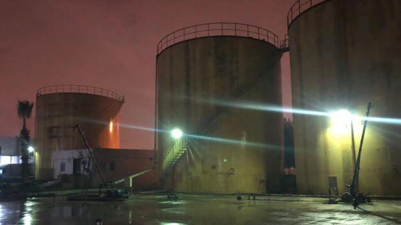 Adana'da ka&ccedil;ak&ccedil;ılık operasyonu: Tam 174 bin 500 litre akaryakıt ele ge&ccedil;irildi! 