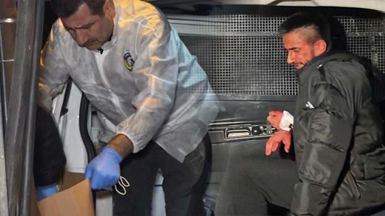 Annesini &ouml;ld&uuml;r&uuml;p kız kardeşini yaraladı: Gelen polise bı&ccedil;ak fırlattı, 'şeytan &ccedil;ıktı' dedi!