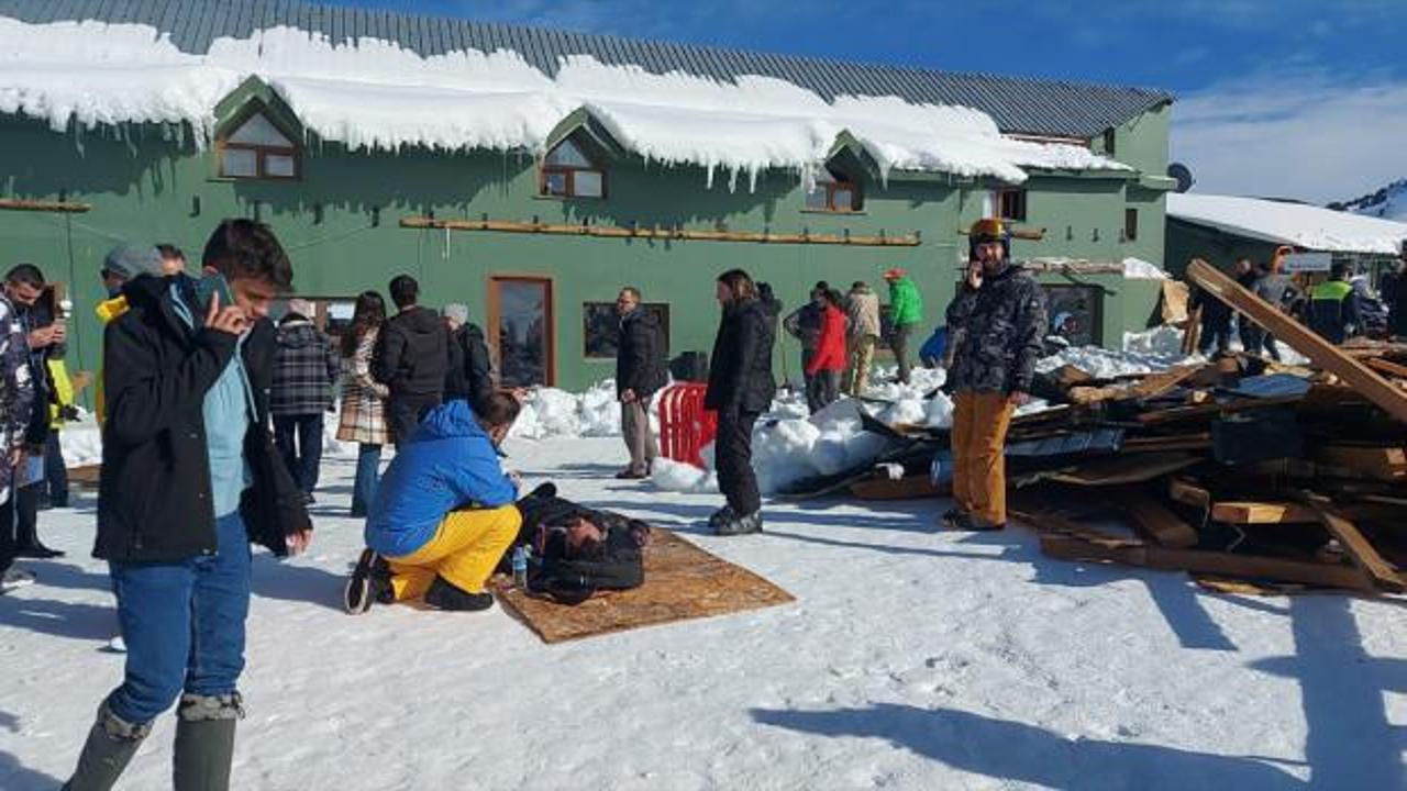 Saklıkent Kayak Merkezi'nde yaralanan 8 kişi ambulans helikopterle hastaneye götürüldü