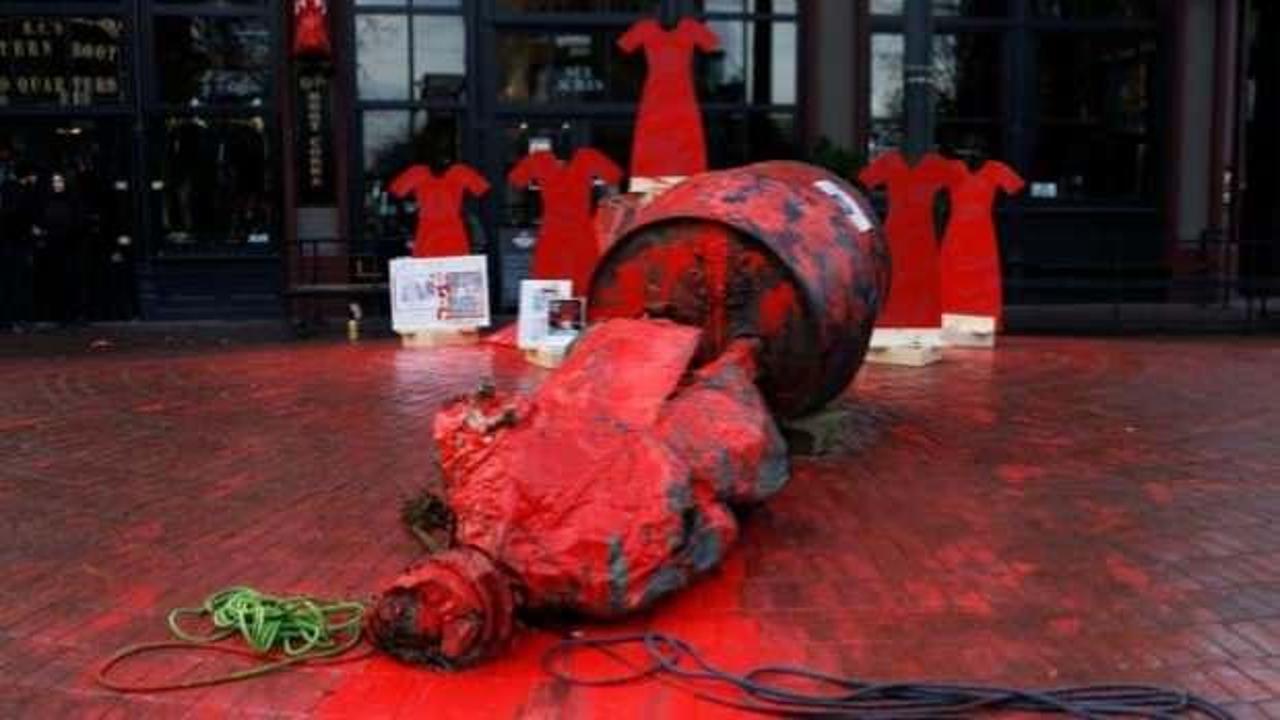Kanada'da ırkçılık sembolü heykeli yıktılar