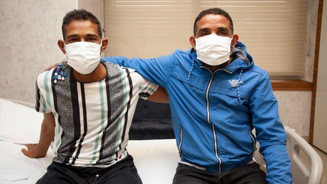 42 yaşındaki Libyalı böbrek hastası İzmir'de abisinden nakledilen böbrekle iyileşti