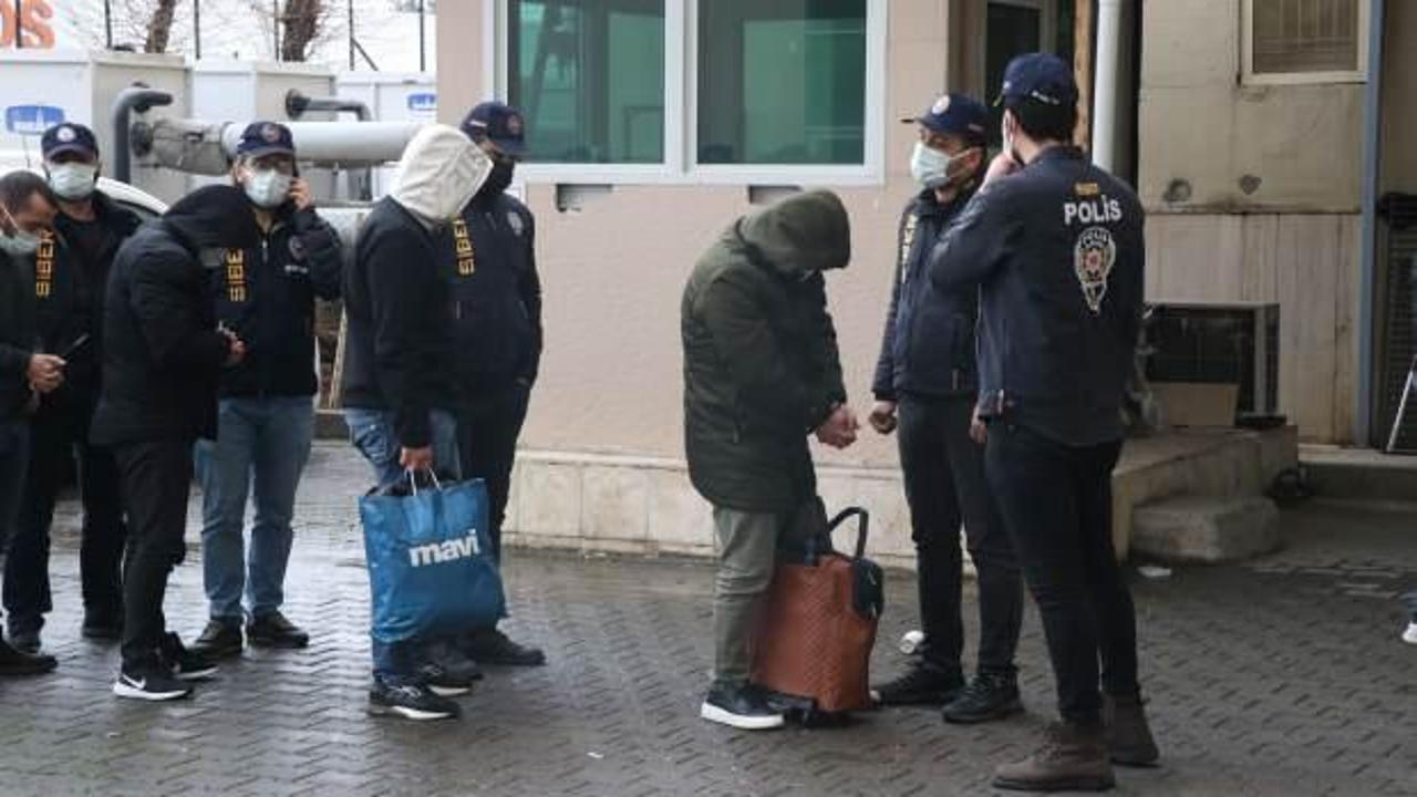 Diyarbakır merkezli suç örgütü operasyonu: 26 zanlı adliyeye çıkarıldı