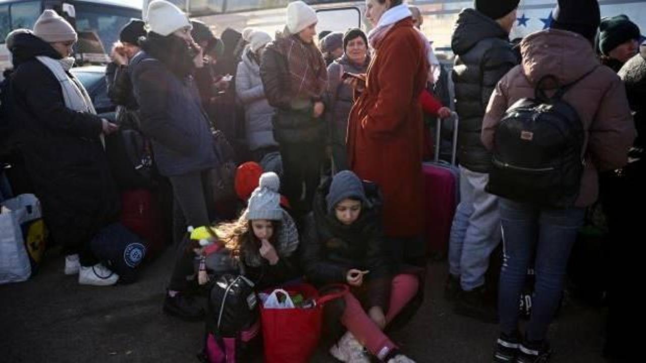 Macaristan, Ukrayna'dan gelen tüm göçmenleri kabul edecek