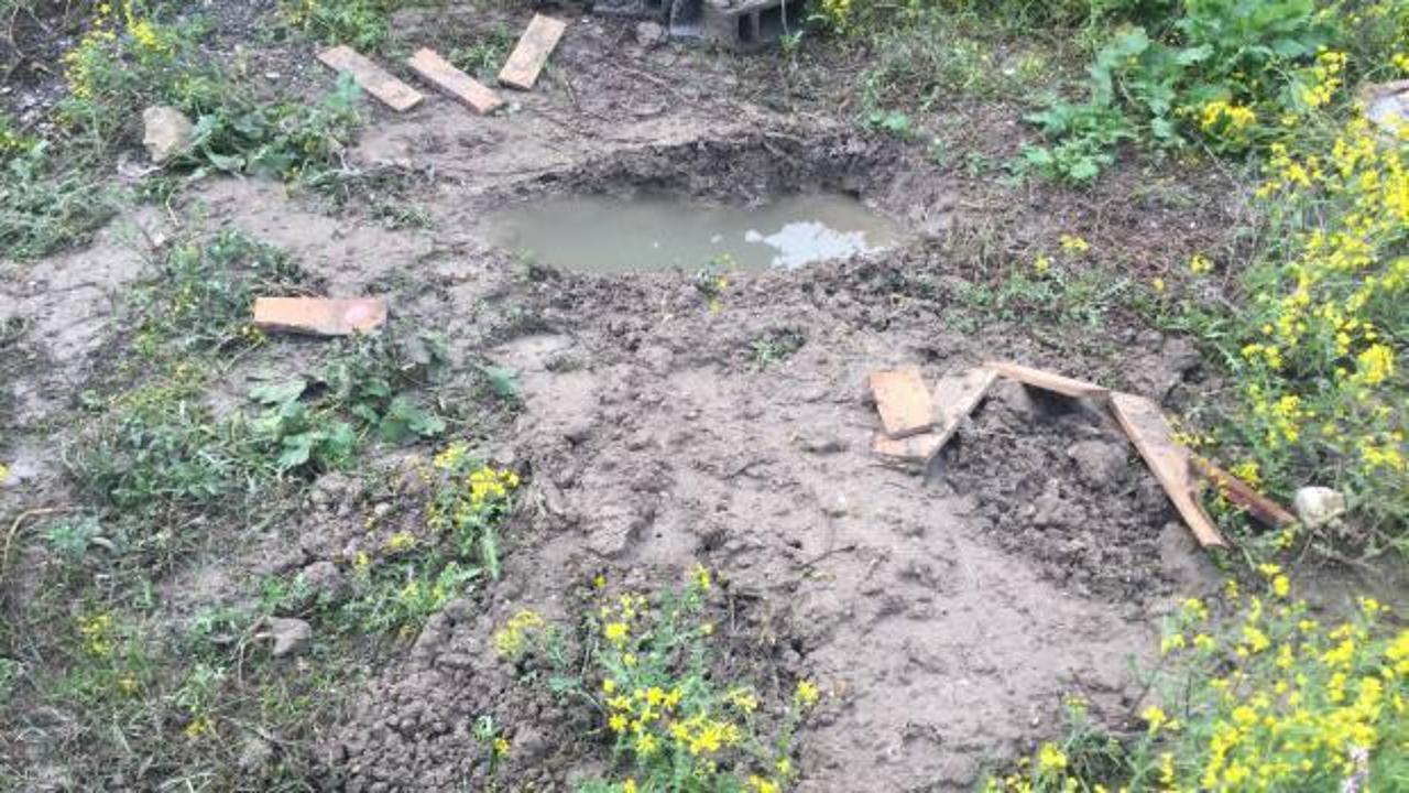 Adana&rsquo;da korkun&ccedil; olay! Mezarlığa g&ouml;m&uuml;lm&uuml;ş cenin bulundu   