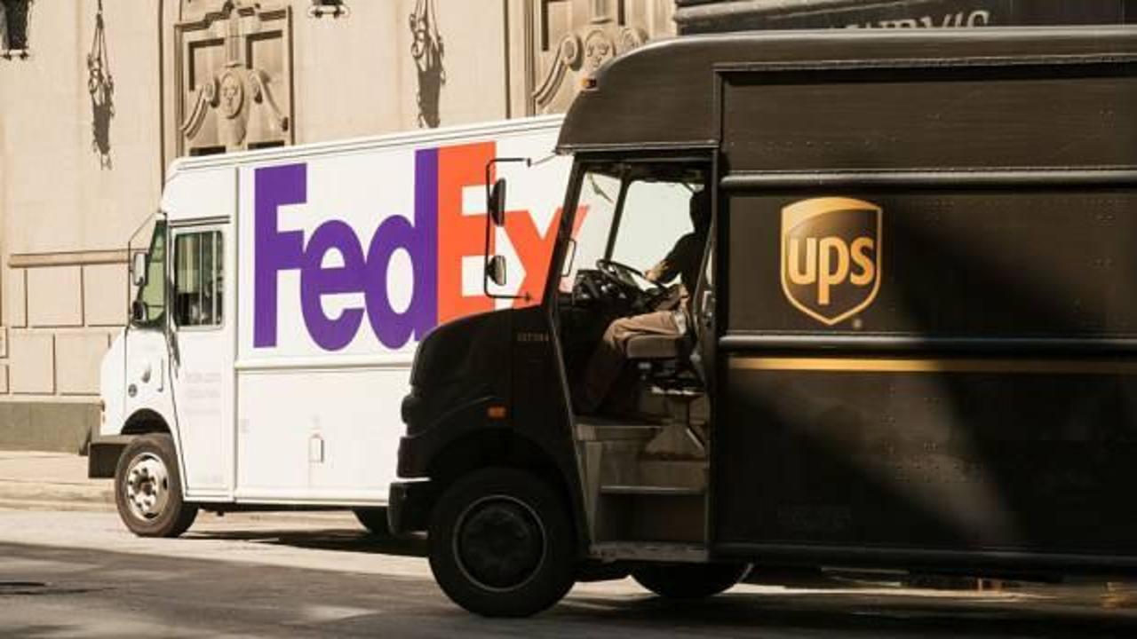 Amerikan kargo devleri Rusya sevkiyatlarını askıya aldı
