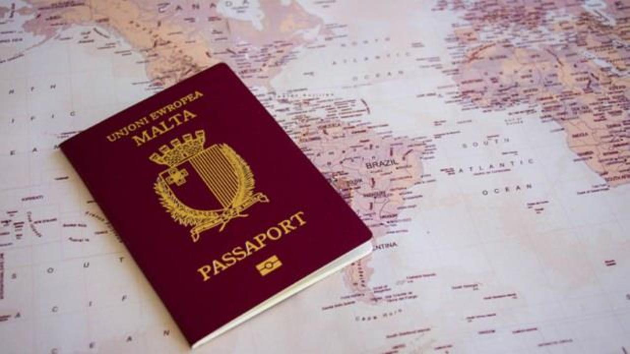 Malta'dan Rusya ve Belarus vatandaşlarına pasaport resti 
