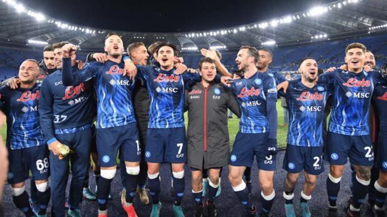 Serie A'da işler karıştı! Şampiyonluk mücadelesi nefes kesiyor!
