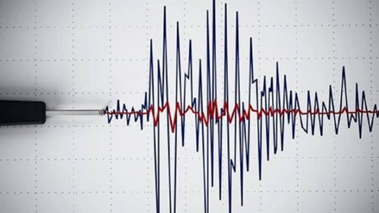 Son dakika... İzmir açıklarında 3.7 büyüklüğünde deprem