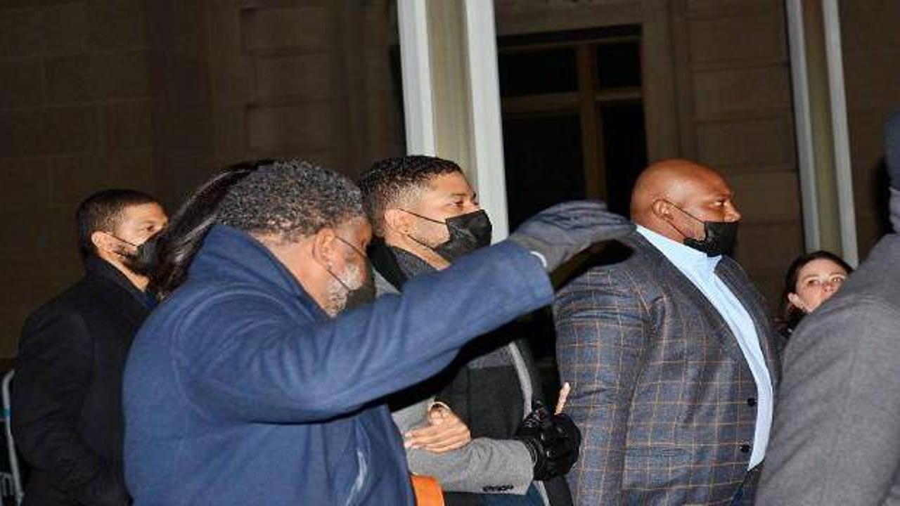 ABD’li siyahi aktör Smollett, “ırkçı saldırı” davasında kefaletle serbest bırakıldı